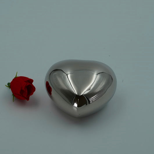 HEART SHAPE SOLID BRASS MEMENTO URN – 06-HUH006 - Casket Depot Vancouver